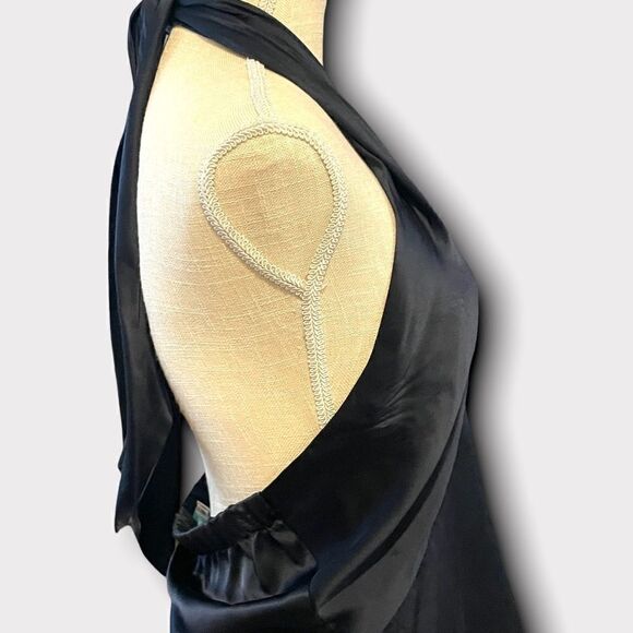 soleil de mer | EUC navy silk halter size 10 - Picture 4 of 6